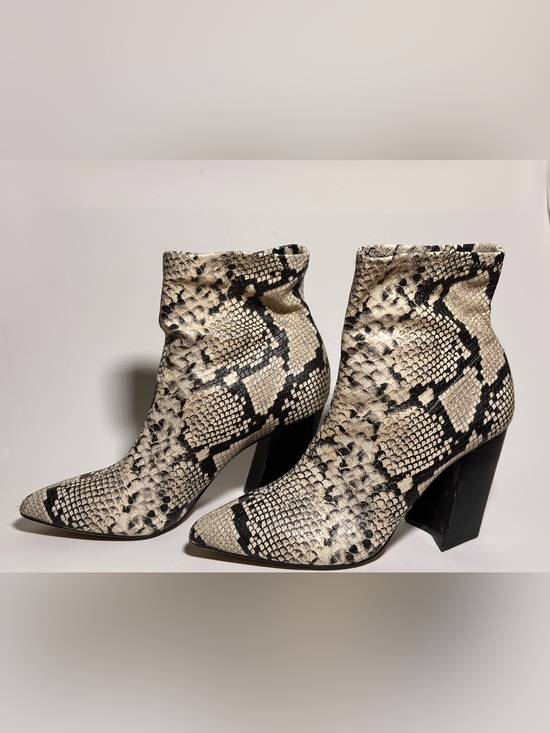 Vince Camuto Shoes - Vince Camuto Snake-Print Pointed Ankle Boots - Black & Cream